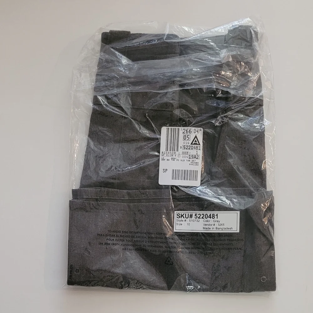 Land's End Girls Tab Front Pleated Top of Knee Skirt- Girls Size 10 - Picture 5 of 9